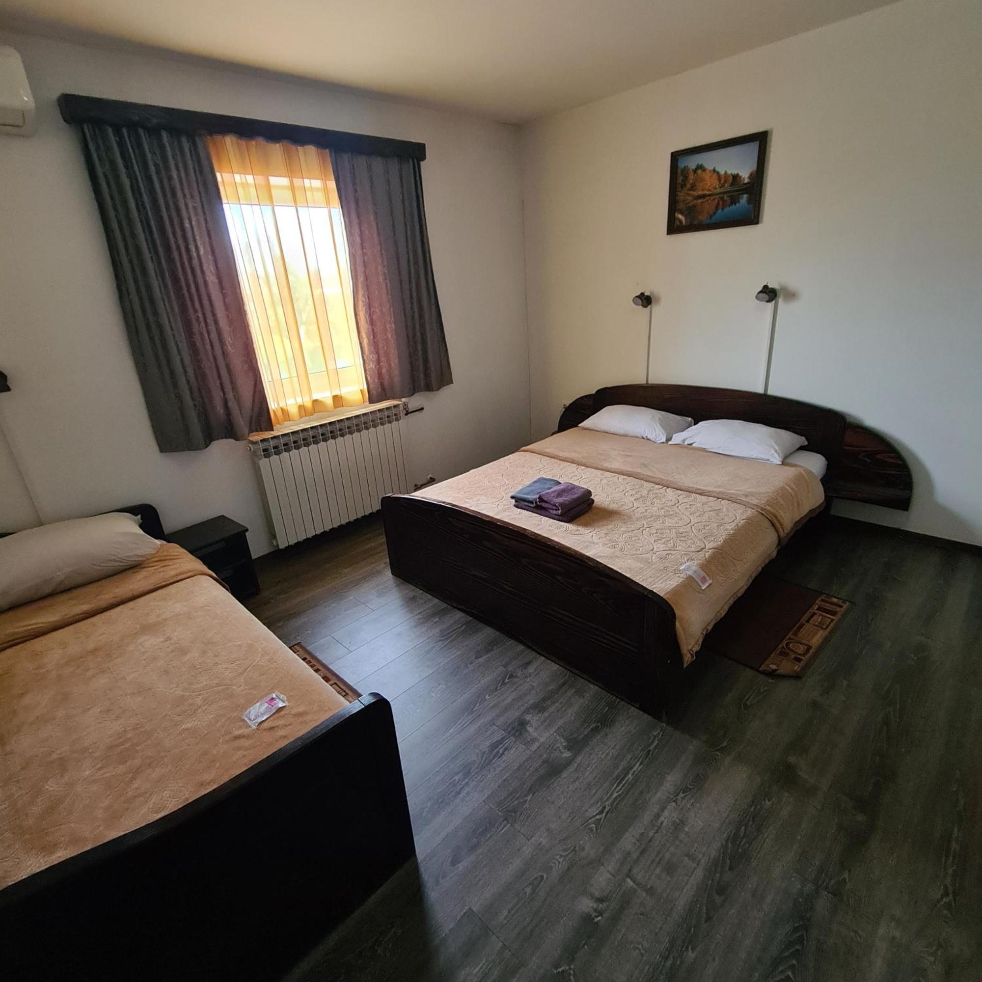 Guesthouse Kod Mosta Karlovac Luaran gambar