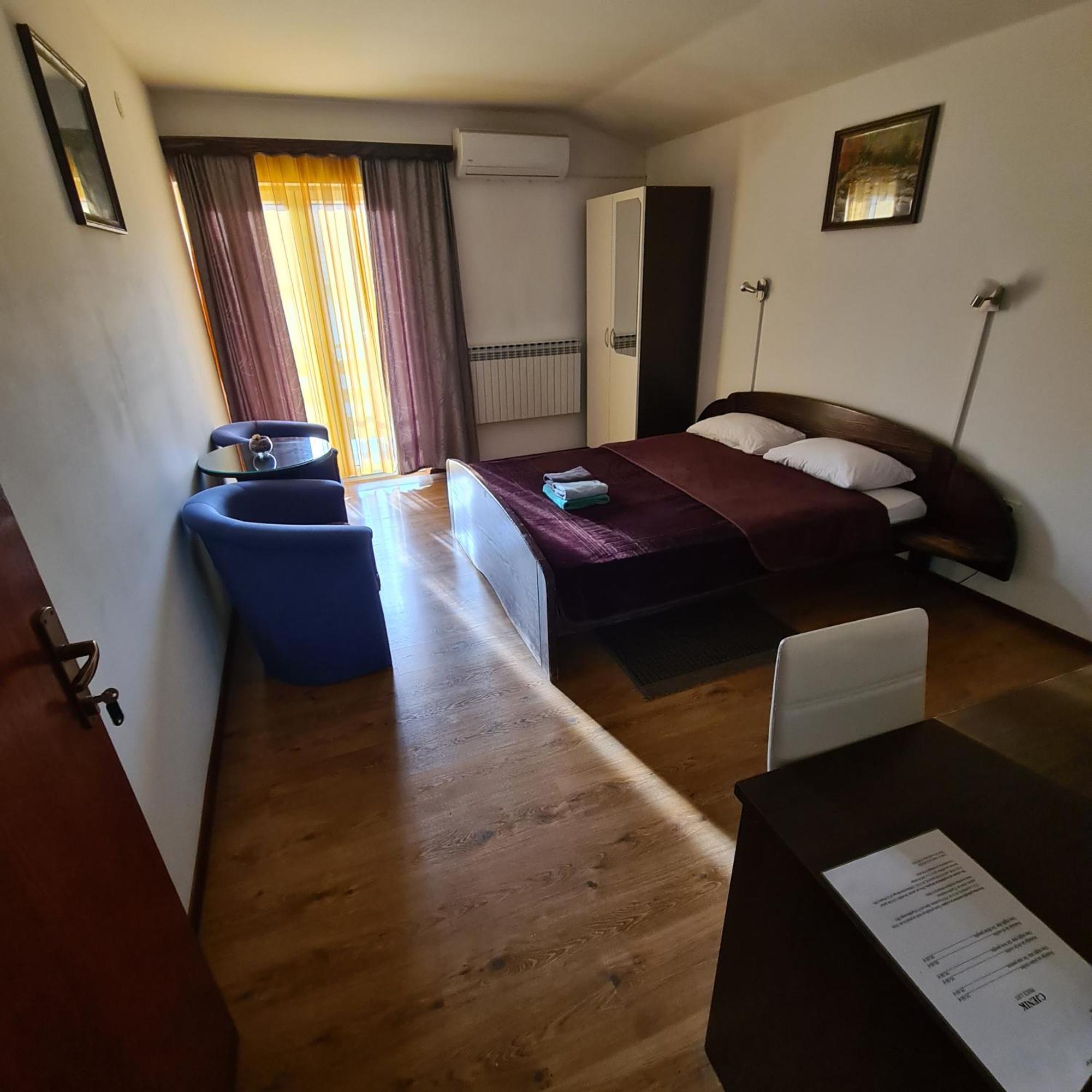 Guesthouse Kod Mosta Karlovac Luaran gambar